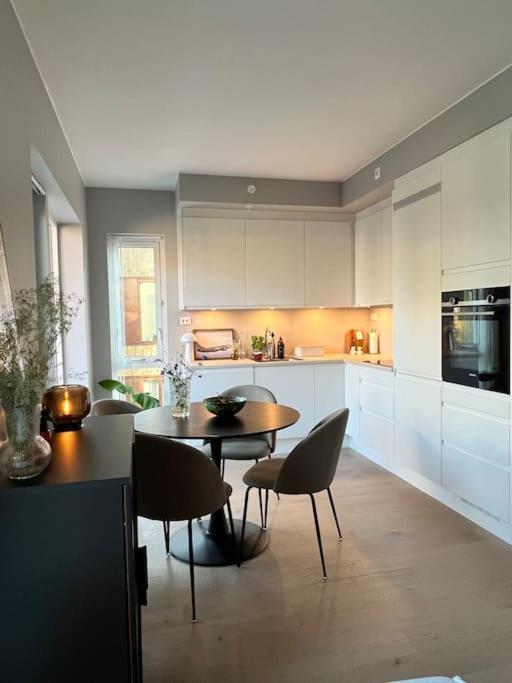 Modern Flat By The Sea